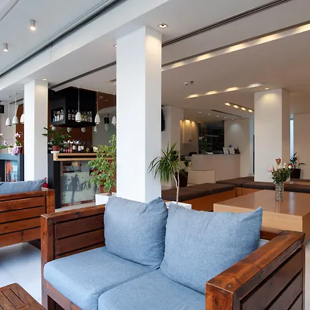 Atlantis Boutique Hotel 4*