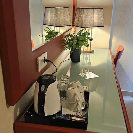 Atlantis Boutique 4*