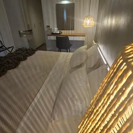 Atlantis Boutique Hotel