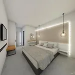 Atlantis Boutique Hotel 4*