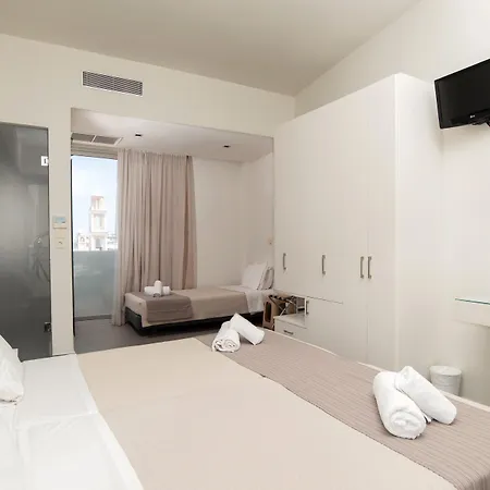 Atlantis Boutique Hotel 4*