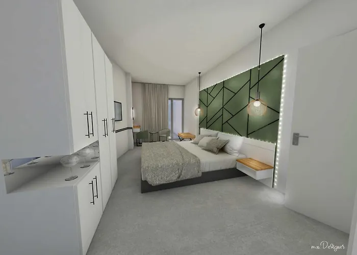 فندق Atlantis Boutique 4*