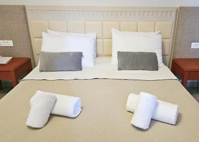 Atlantis Boutique فندق 4*