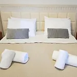 Atlantis Boutique Hotel 4*