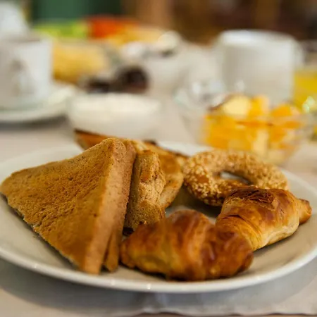 Atlantis Boutique 4*